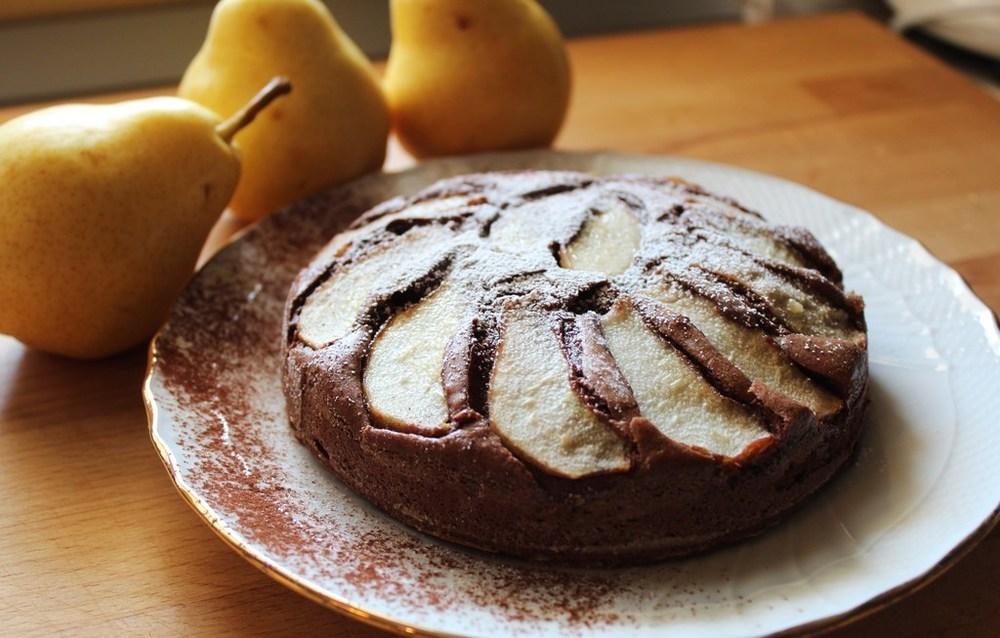 Tortina morbida cioccolato e pere of Marika Pretti - Recipefy