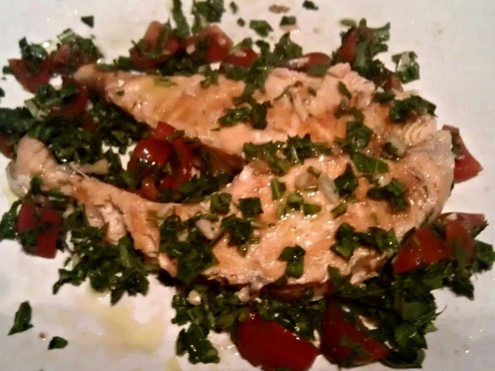 Salmone con Rucola e Pomodorini of Vittorio Pavesi - Recipefy