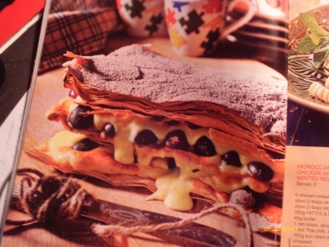 Phyllo stack with Grapes and Pastry Cream de Forbidden - Recipefy
