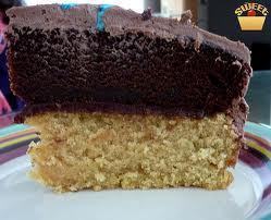 Chocolate and vanilla cake  de Beth Pope  - Recipefy