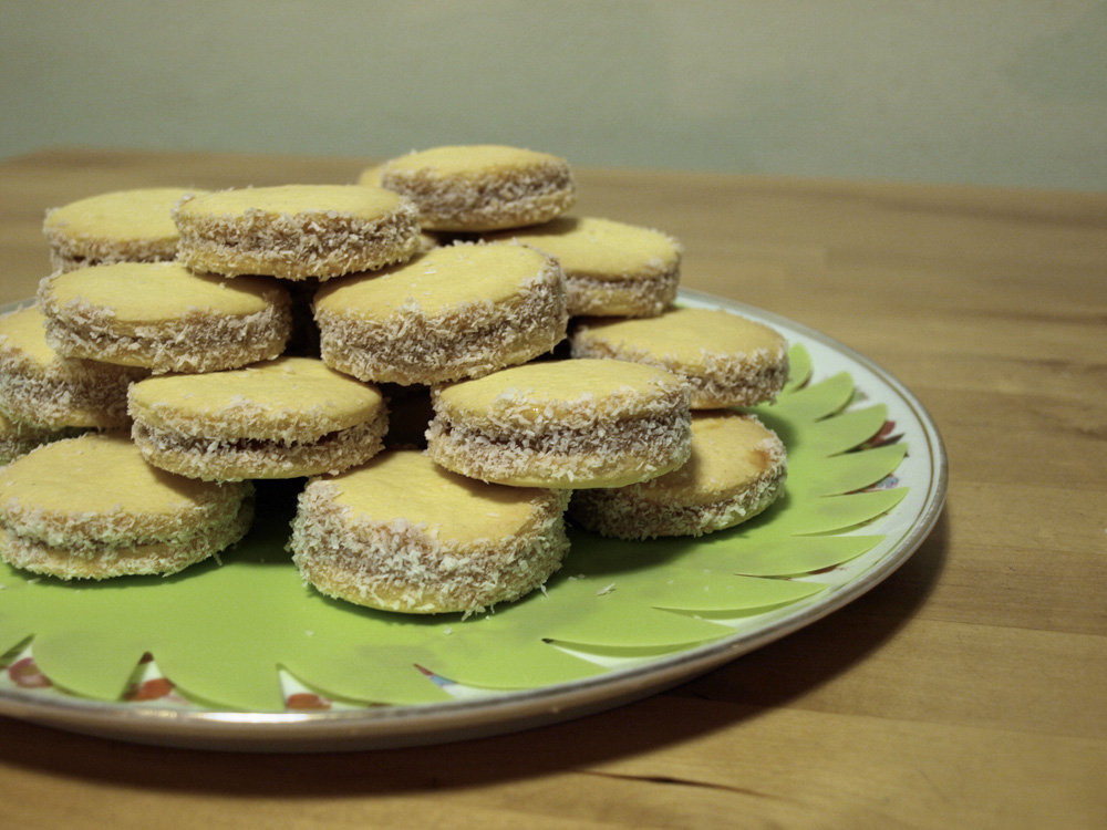 Alfajores Maicena de Emilia Baldovino - Recipefy