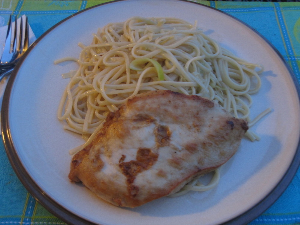 Chicken with Lemon Leek Linguine de Michelle - Recipefy