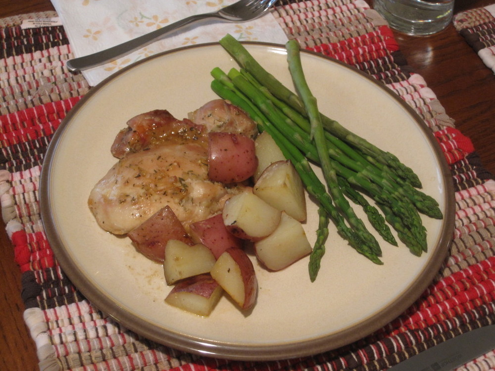 Honey Mustard Chicken with Roasted New Potatoes di Michelle - Recipefy