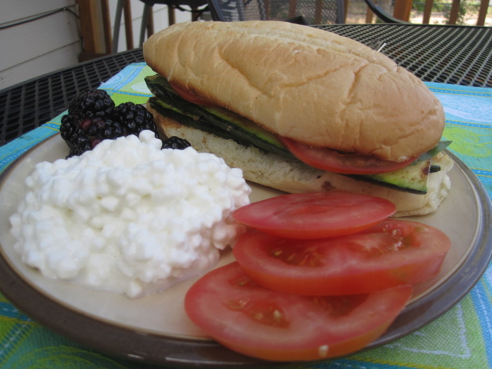 Grilled Zucchini Caprese Sandwiches of Michelle - Recipefy
