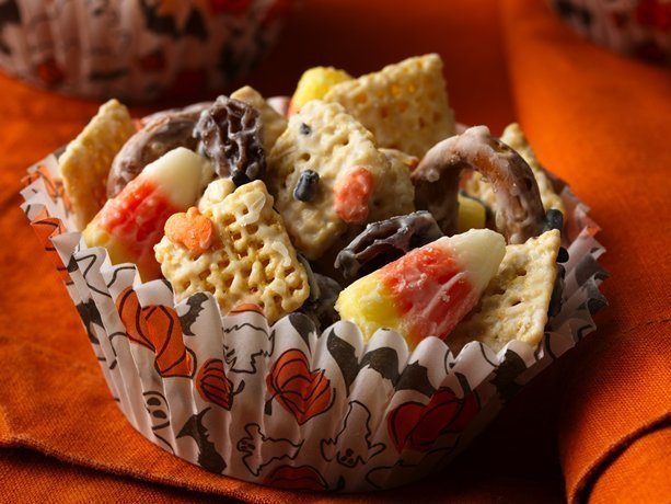 Halloween Chex Mix of Kelly Snyder - Recipefy