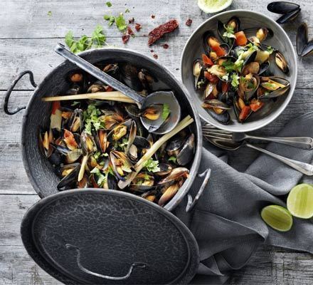 Mussels in Thai broth recipe of Shraddhananda Moharana - Recipefy