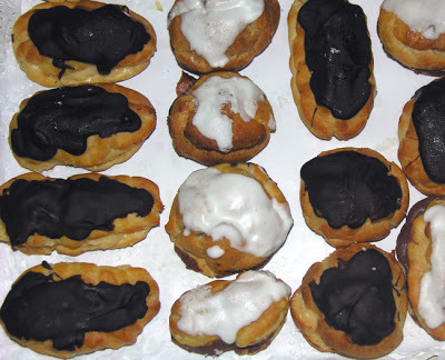 BOCADITOS, PROFITEROLES Y PETISÚS. of Miguel Angel Maldonado Gonzalez - Recipefy