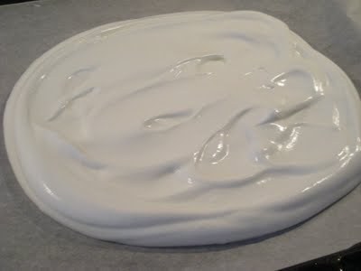 Merengue suizo (crudo) de Cicerone Alexandru - Recipefy