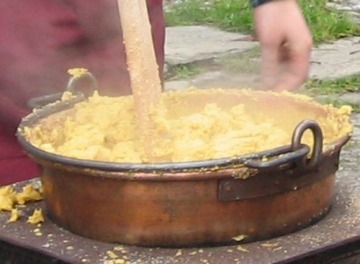 polenta concia, piatto tipico del Santuario di Oropa a Biella of iacovit  (Antonio ) - Recipefy