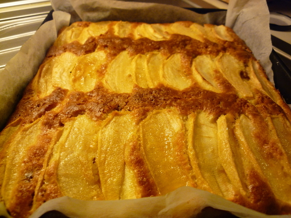 Torta di mele della mamma di Nicoletta Simonetti - Recipefy