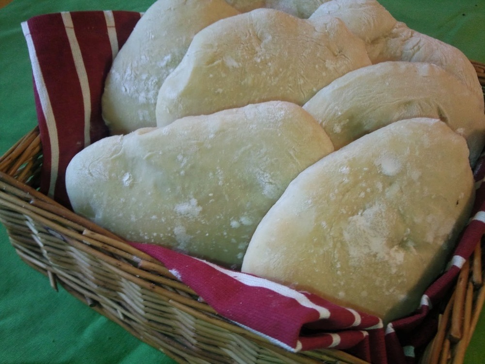MOLLETE ANTEQUERANO. di Miguel Angel Maldonado Gonzalez - Recipefy