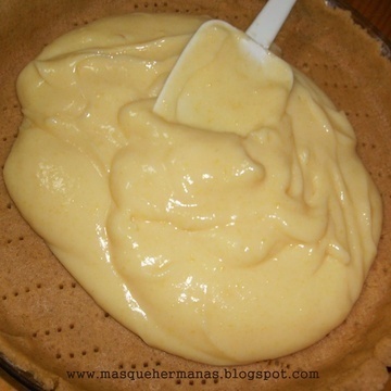 brazo de gitano relleno (falsa crema pastelera)  of david del aguila - Recipefy