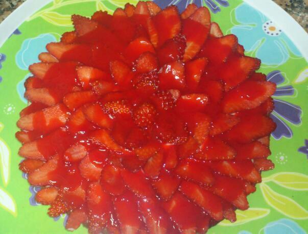 TARTA Y TARTALETAS FRESAS NATURALES di Cati Ballesta - Recipefy