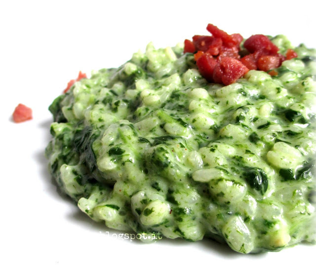 Risotto mantecato con spinaci e robiola de Inés De Suárez - Recipefy