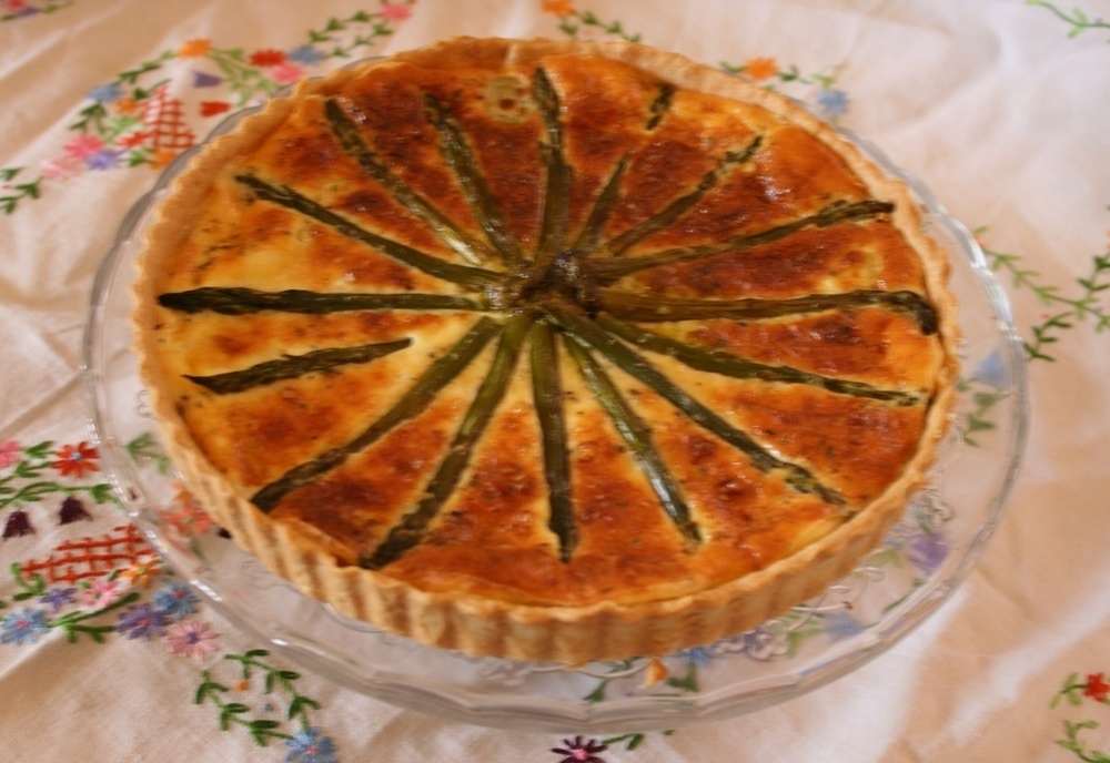 Asparagus and Leek Quiche of Sarah Holmes - Recipefy