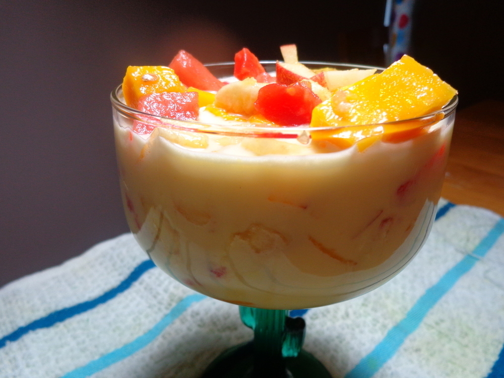 fruit custard de Kitchen Snippets - Recipefy