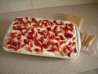 Tiramisù alle fragole (senza uova!) di Eleonora - Recipefy