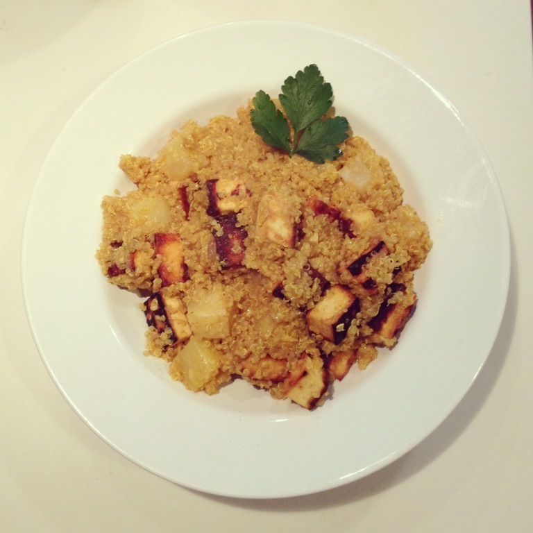 Curried Quinoa with Pineapple and Tofu of Molly Delaney - Recipefy