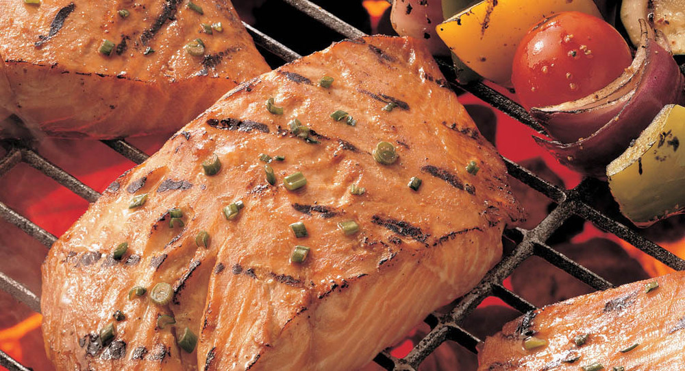 Honey-Ginger Grilled Salmon de Schalene Dagutis - Recipefy