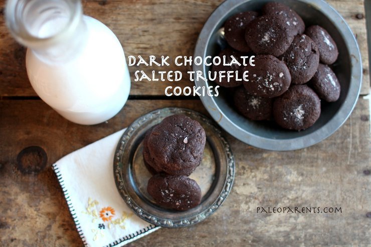 Salted Dark Chocolate Truffle Cookies de Lori McAleer - Recipefy