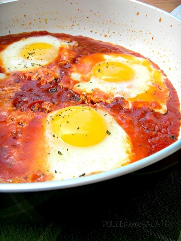 Uova Al Pomodoro - Italian Tomatoes and Eggs of Rosa Lanzillotti - Recipefy