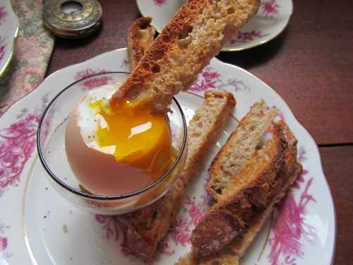 Uova "à la coque" - Boiled eggs of Rosa Lanzillotti - Recipefy