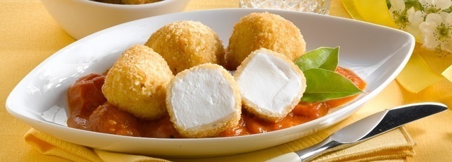 Ricotta fritta alla romana su letto di pomodoro fresco e basilico de Giorgia - Recipefy