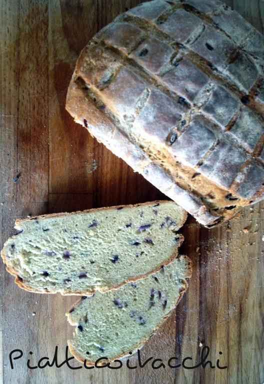Pane con farina di ceci e cipolla rossa di Diana - Recipefy