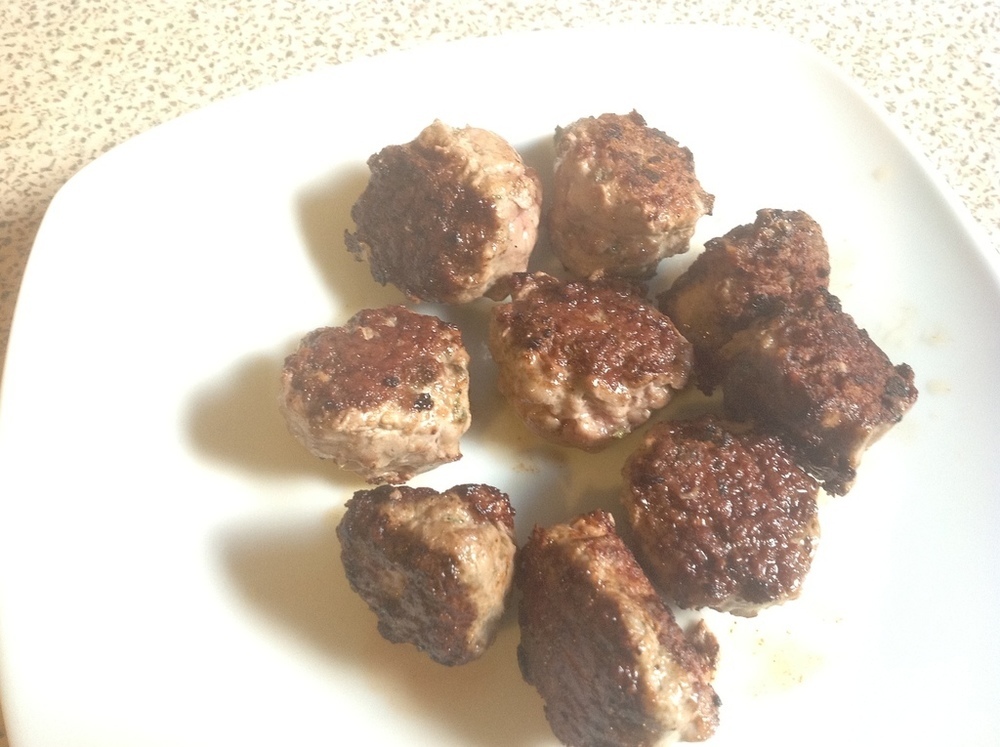 Meatballs I made for my mums birthday di Calvin Atkinson - Recipefy