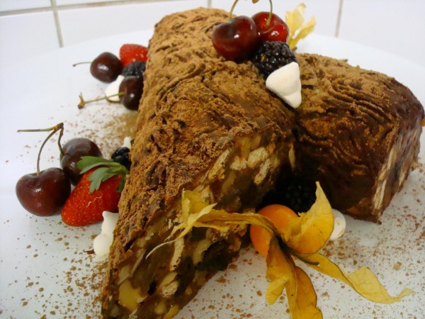 Tronco de Natal de castanhas e chocolate di Receitas Equilibrium - Recipefy