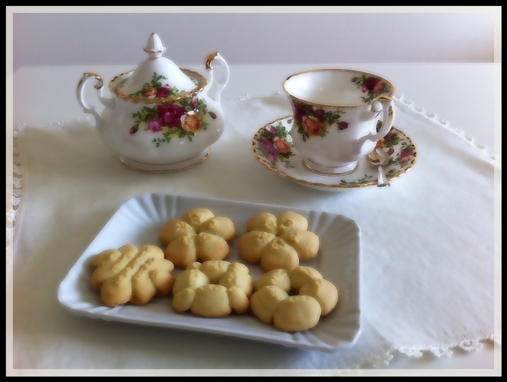 Biscotti con la Sparabiscotti di Eleonora  Michielan - Recipefy