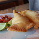 Http-upload-wikimedia-org-wikipedia-commons-9-97-empanada_-_stu_spivack-jpg