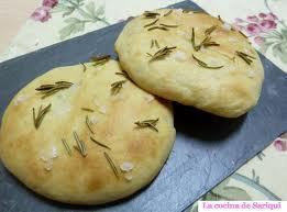 PANECILLO DE CHAPATA AL ROMERO de CRISTIAN - Recipefy