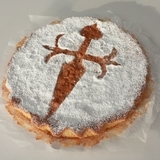 4780150778_http-upload-wikimedia-org-wikipedia-commons-b-b6-tarta_de_santiago-2010-jpg%7d