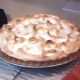 2901896065_http-upload-wikimedia-org-wikipedia-commons-1-14-lemon_meringue_pie_1-jpg%7d