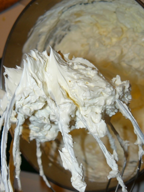 Crema de merengue butter cream. of Jesus Molina - Recipefy