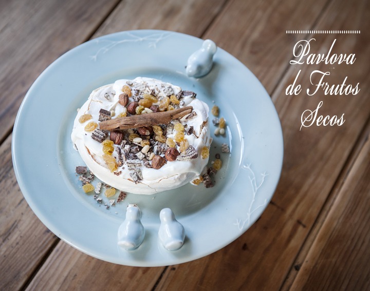 Pavlova de Frutos Secos di Loacker Portugal - Recipefy
