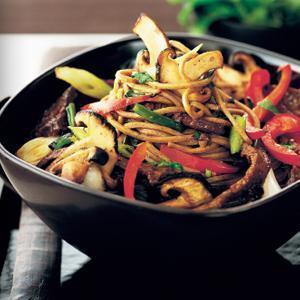 Beef Stir Fry Noodles de Lain Alex ADAM - Recipefy