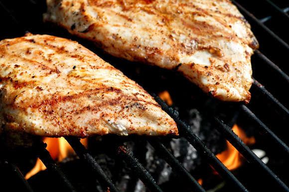Prepare Greek Style Garlic Chicken Breast di Sonoma Farm - Recipefy