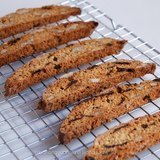 Http-2-bp-blogspot-com-_zdrl_kcgyqc-s91wwag5u5i-aaaaaaaaapy-rnpa3phxqvq-s1600-strawberry-walnut-biscotti2-jpg