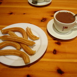 9072487502_http-upload-wikimedia-org-wikipedia-commons-8-85-chocolate_with_churros-jpg%7d