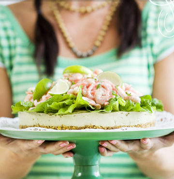 Tarta de queso al guacamole con gambas of Angel Romero - Recipefy