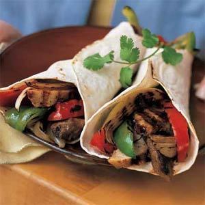 Steak or Chicken Fajitas of Sara Meyer - Recipefy