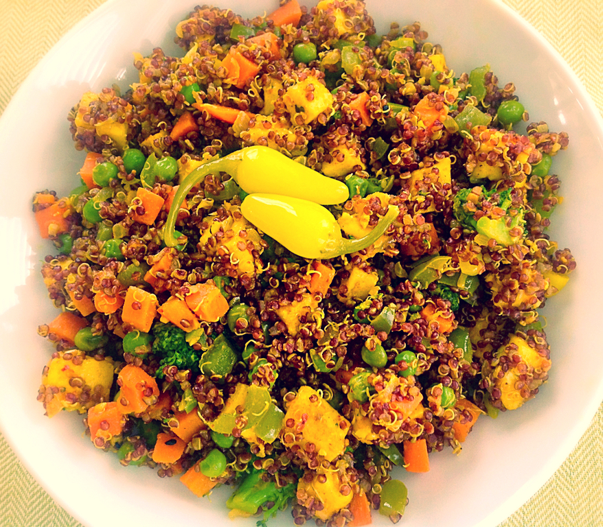 Red Quinoa & Paneer Asian Fusion de kiipfit - Recipefy