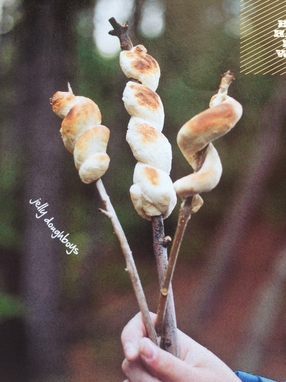 Campfire Jelly Doughboys di Sara Meyer - Recipefy