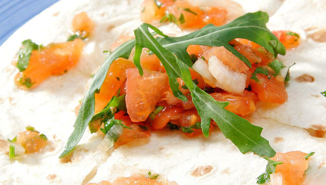 Quesadilla de salmón of Angel Romero - Recipefy