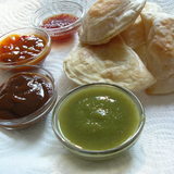 Http-upload-wikimedia-org-wikipedia-commons-8-84-lunch_sauces-jpg