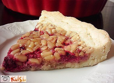 Torta z malinami in pinjolami di urshy - Recipefy