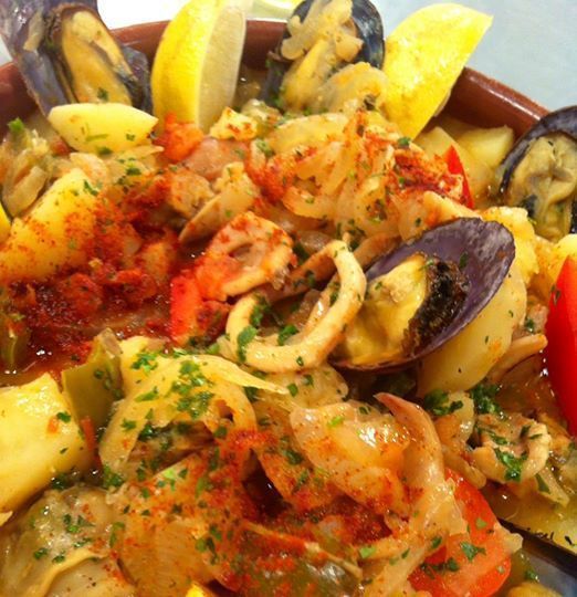 Cazuela de Mariscos di Brenda Paola - Recipefy