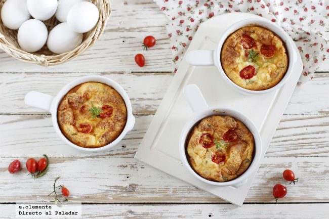 Frittatas minis de tomate, queso feta y beicon di Angel Romero - Recipefy